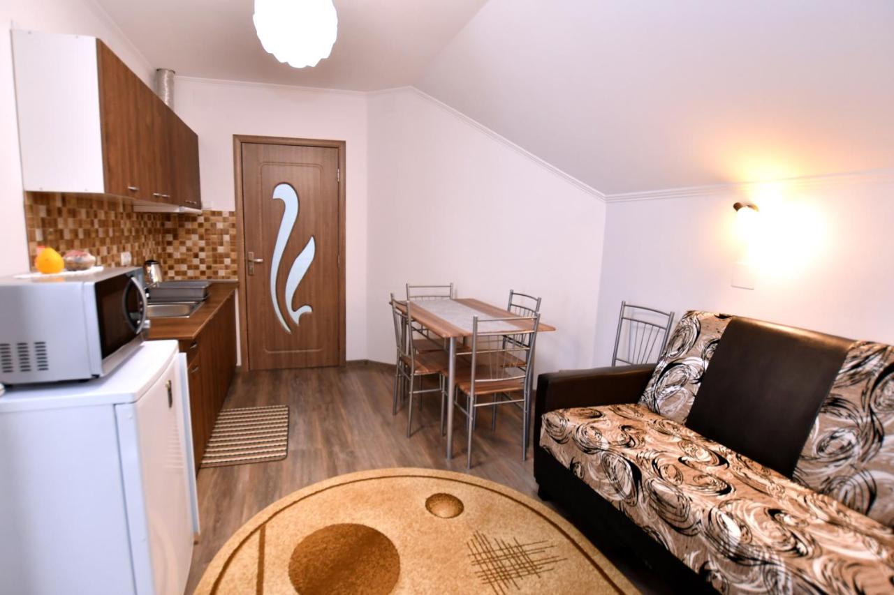 Casa De Oaspeti Cristian Praid Buitenkant foto